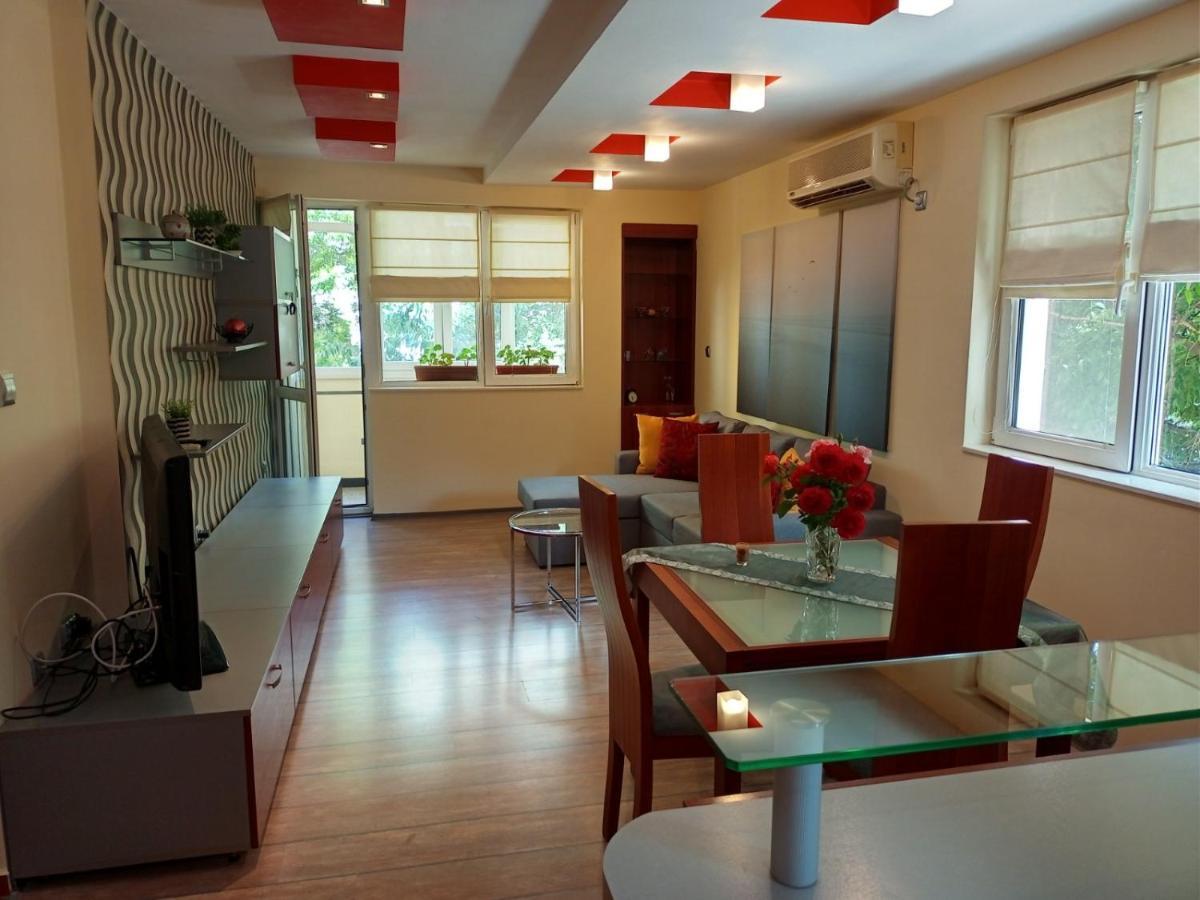 Sunrise Arena Apartment By Hsm Burgas Екстер'єр фото